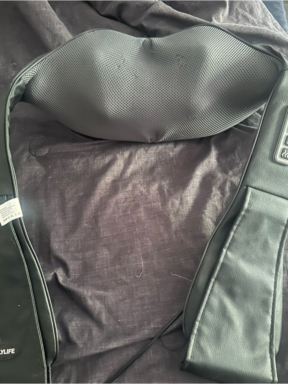 Hands-Free Neck & Shoulder Massage Wrap in Black